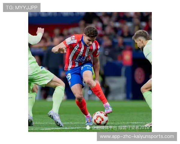 西甲巨头博弈：巴萨与皇马争夺未来基石