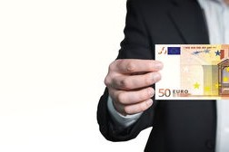 开云 官网 入口-丁俊晖比赛期间保持专注稳定发挥，丁俊晖日常训练